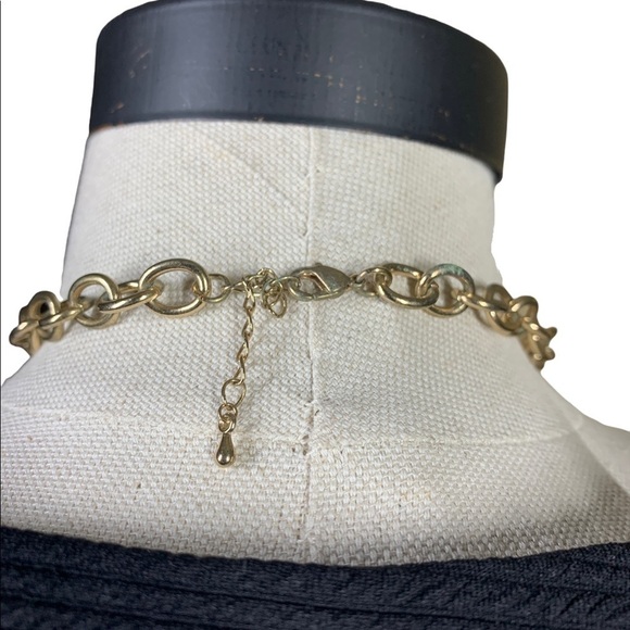 Mint statement chunky bib necklace - Picture 4 of 6